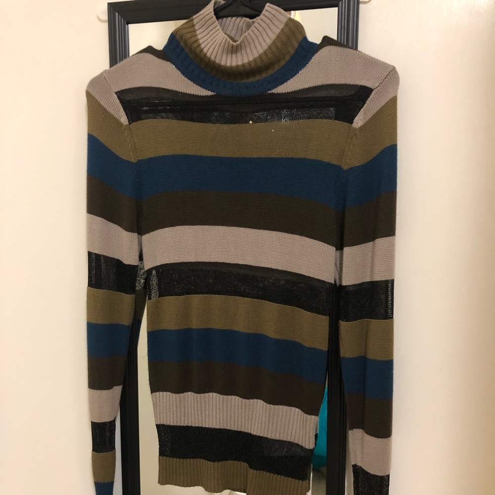 Striped turtleneck